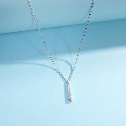 Minimalist Moissanite Elegance Necklace